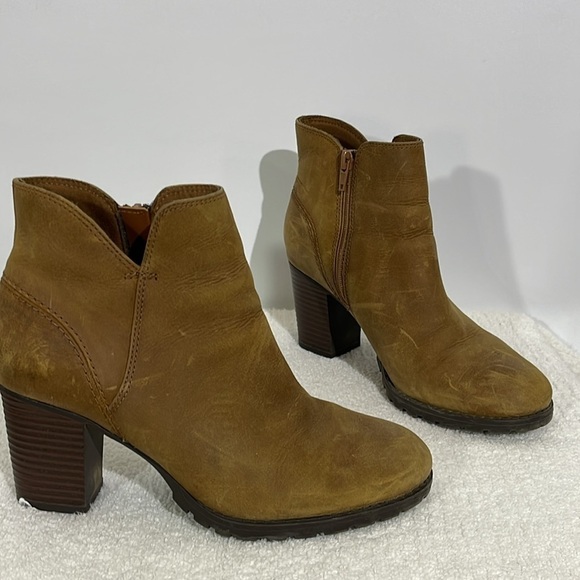 Collection by Clarks Verona Trish Tan Size 7.5 - Picture 2 of 8